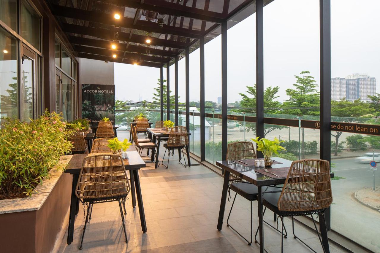 Hotel Ibis Saigon South Ho-Chi-Minh-Stadt Exterior foto